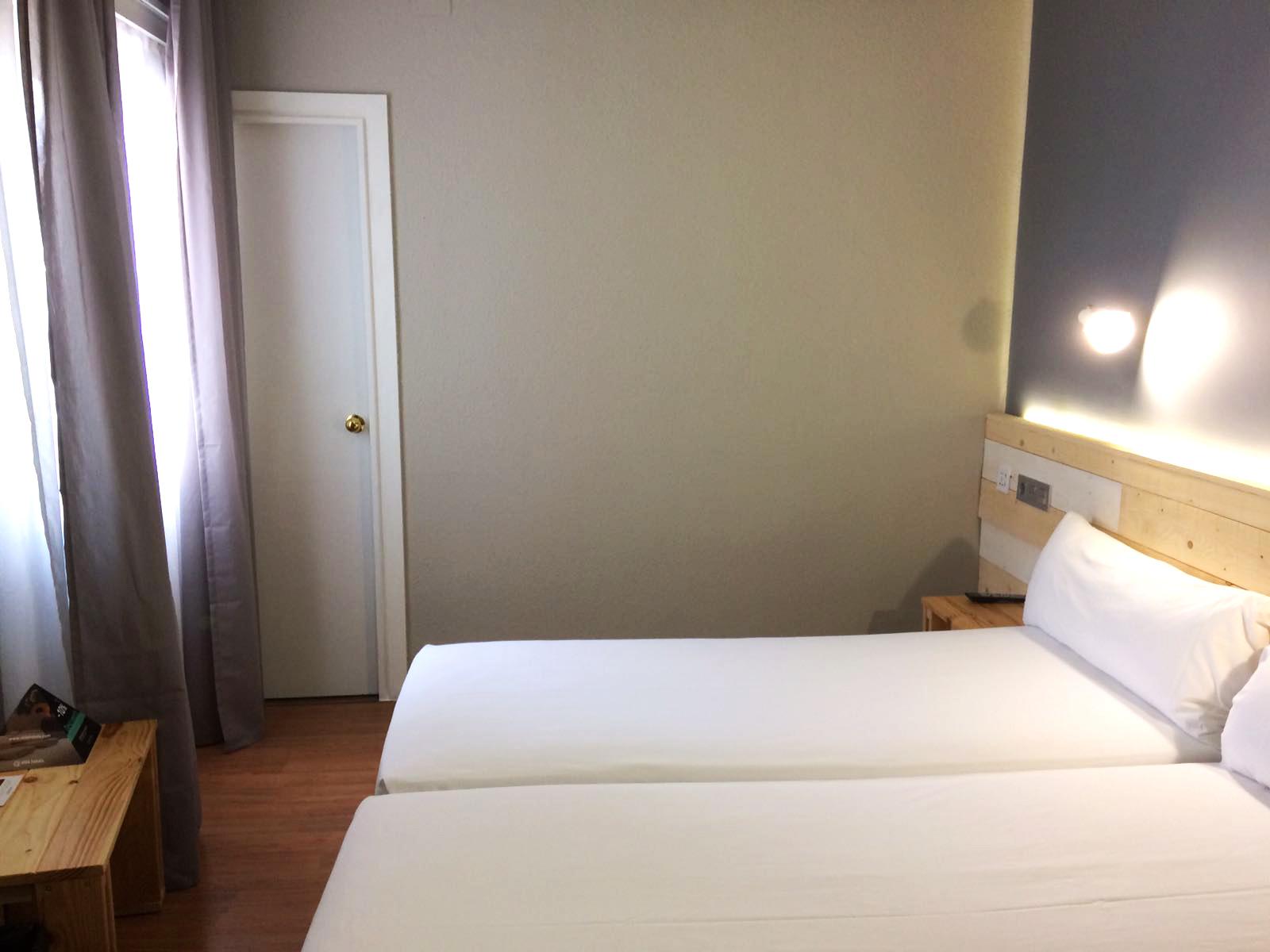 Hotel Alda Centro Понферрада Экстерьер фото