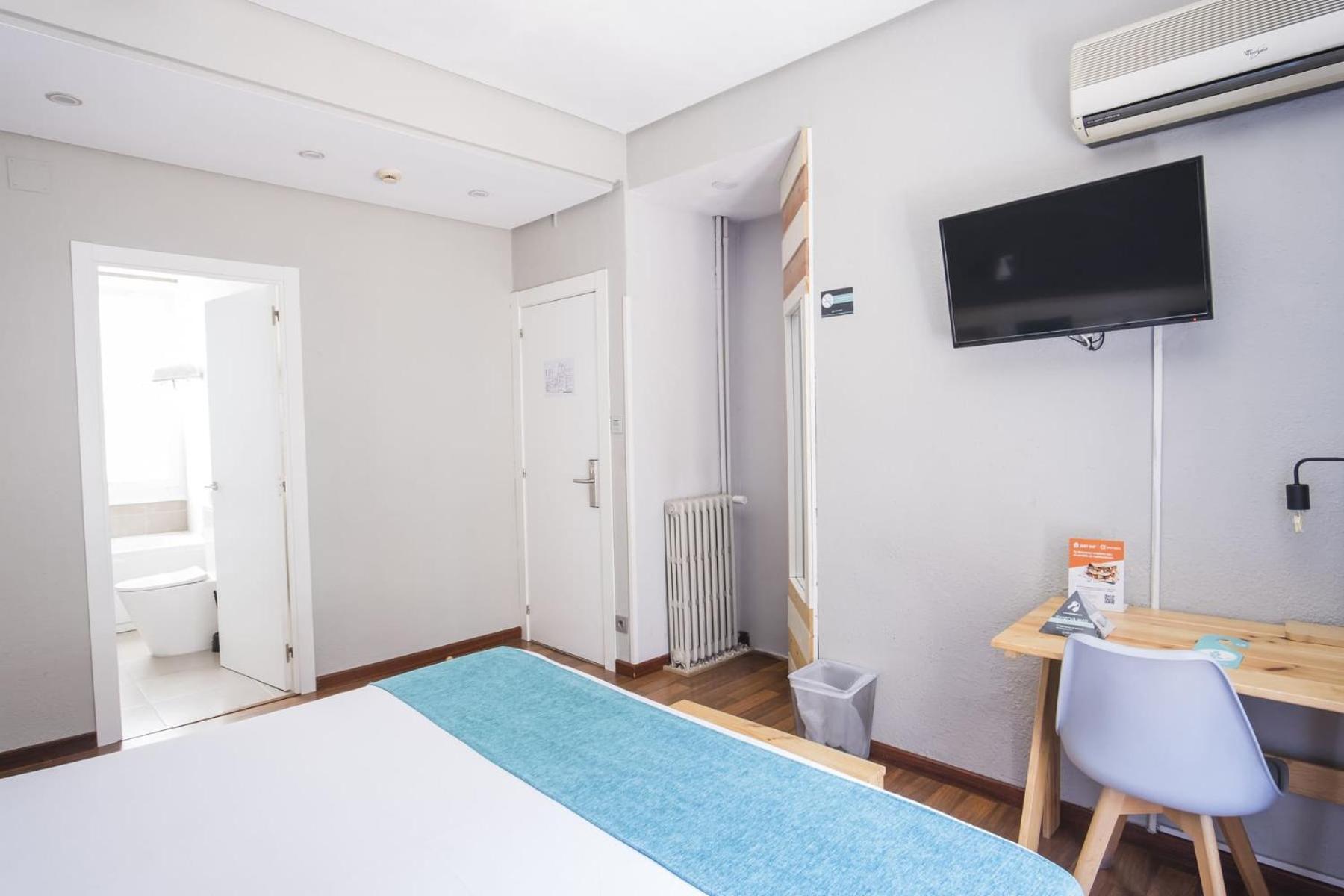 Hotel Alda Centro Понферрада Экстерьер фото