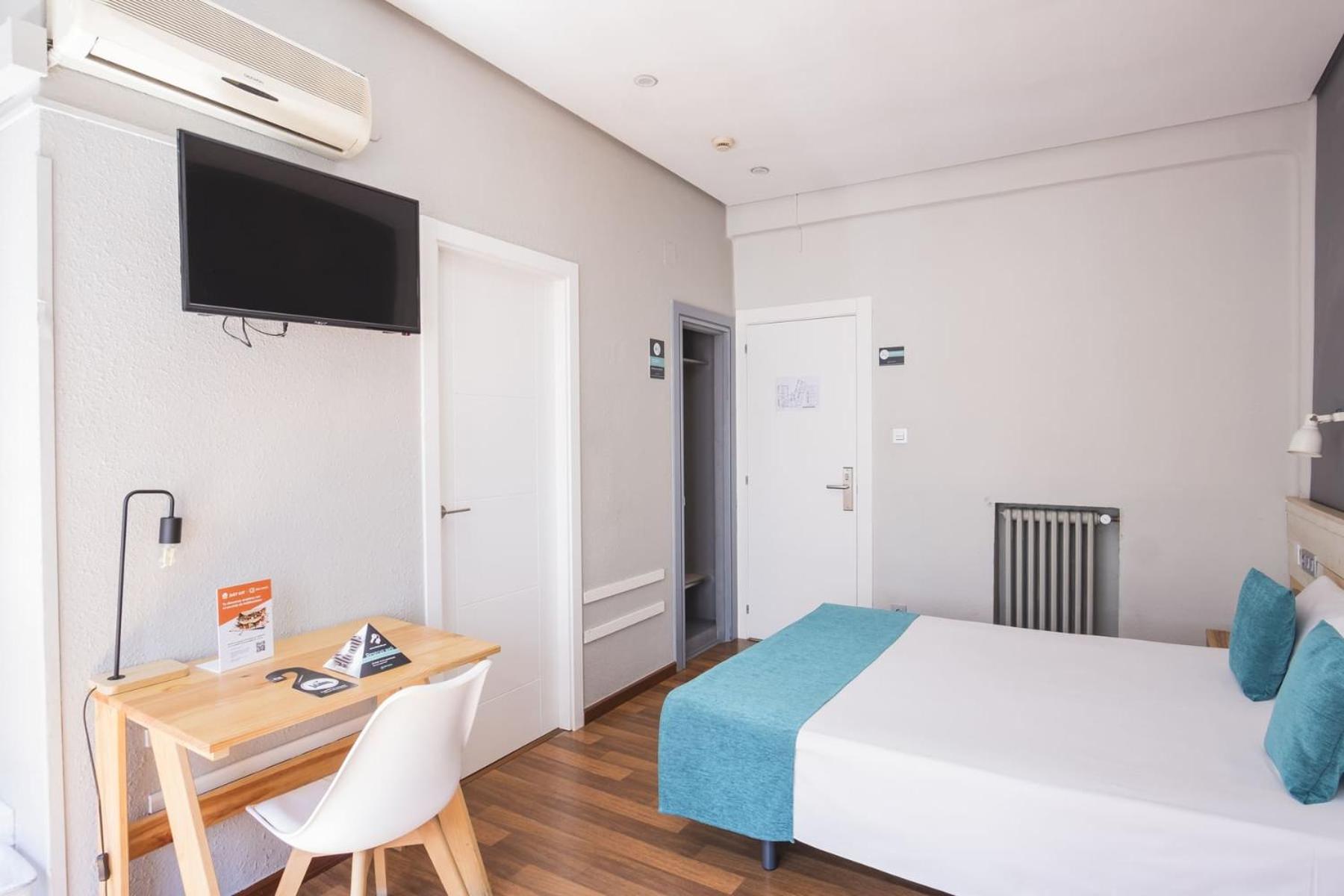 Hotel Alda Centro Понферрада Экстерьер фото