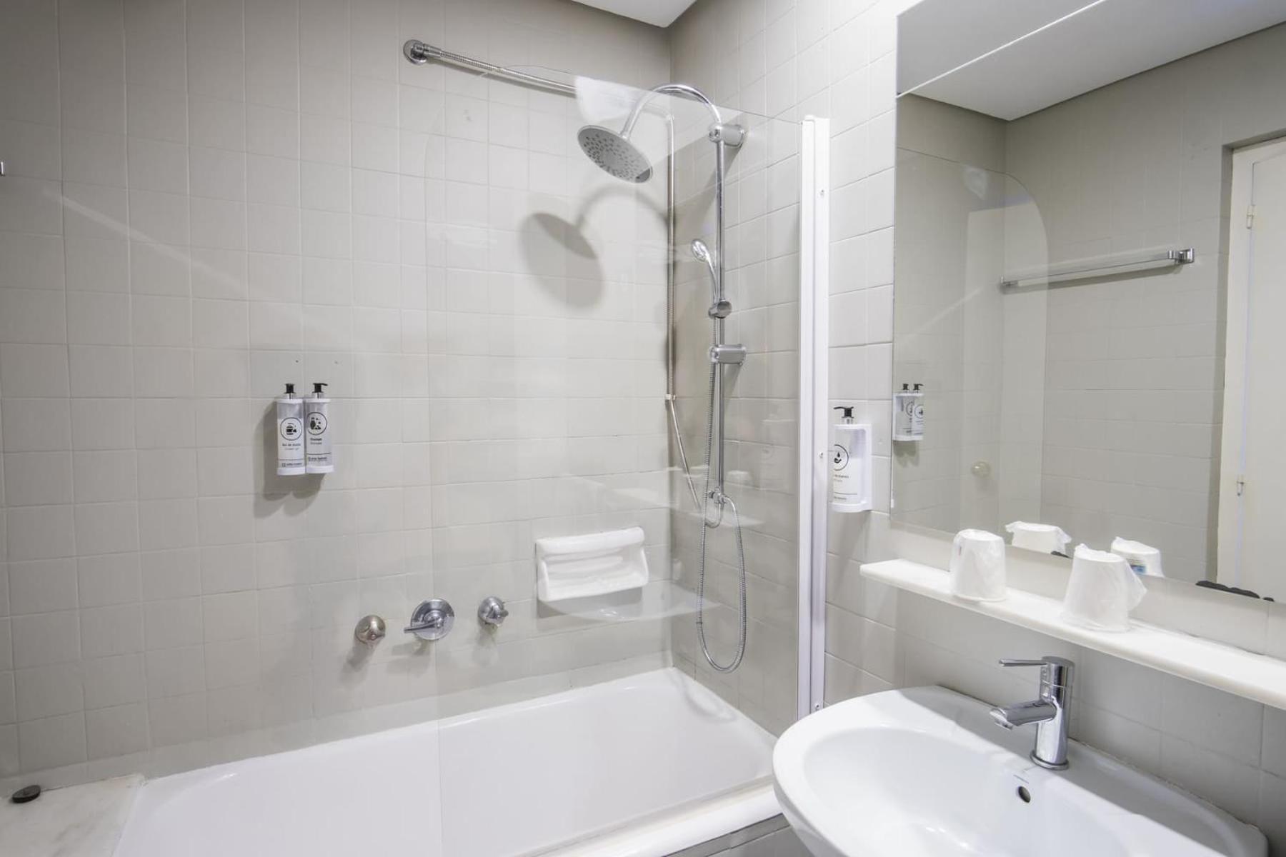 Hotel Alda Centro Понферрада Экстерьер фото