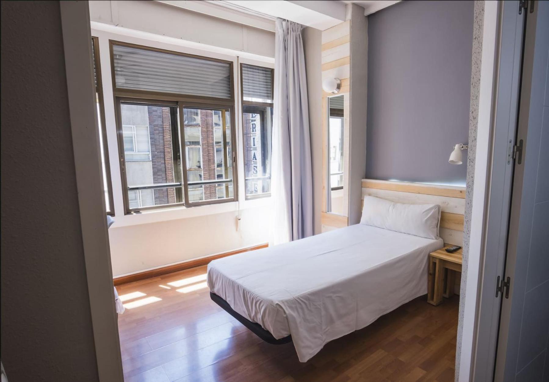 Hotel Alda Centro Понферрада Экстерьер фото